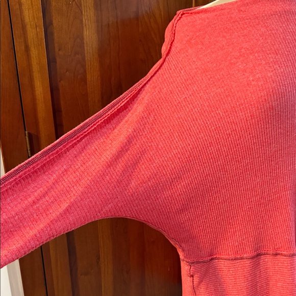We The Free Vibrant Coral Tunic Top - Picture 4 of 7